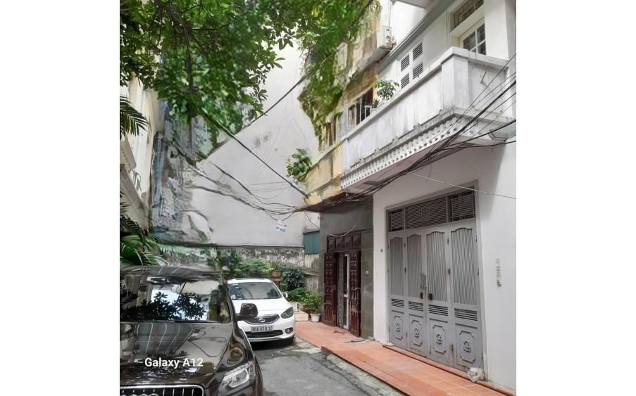 Cho thuê nhà ngõ ô tô tránh Hào Nam - Đống đa - 50m - 4 tầng - 18 triệu - ở, VP, KD đỉnh